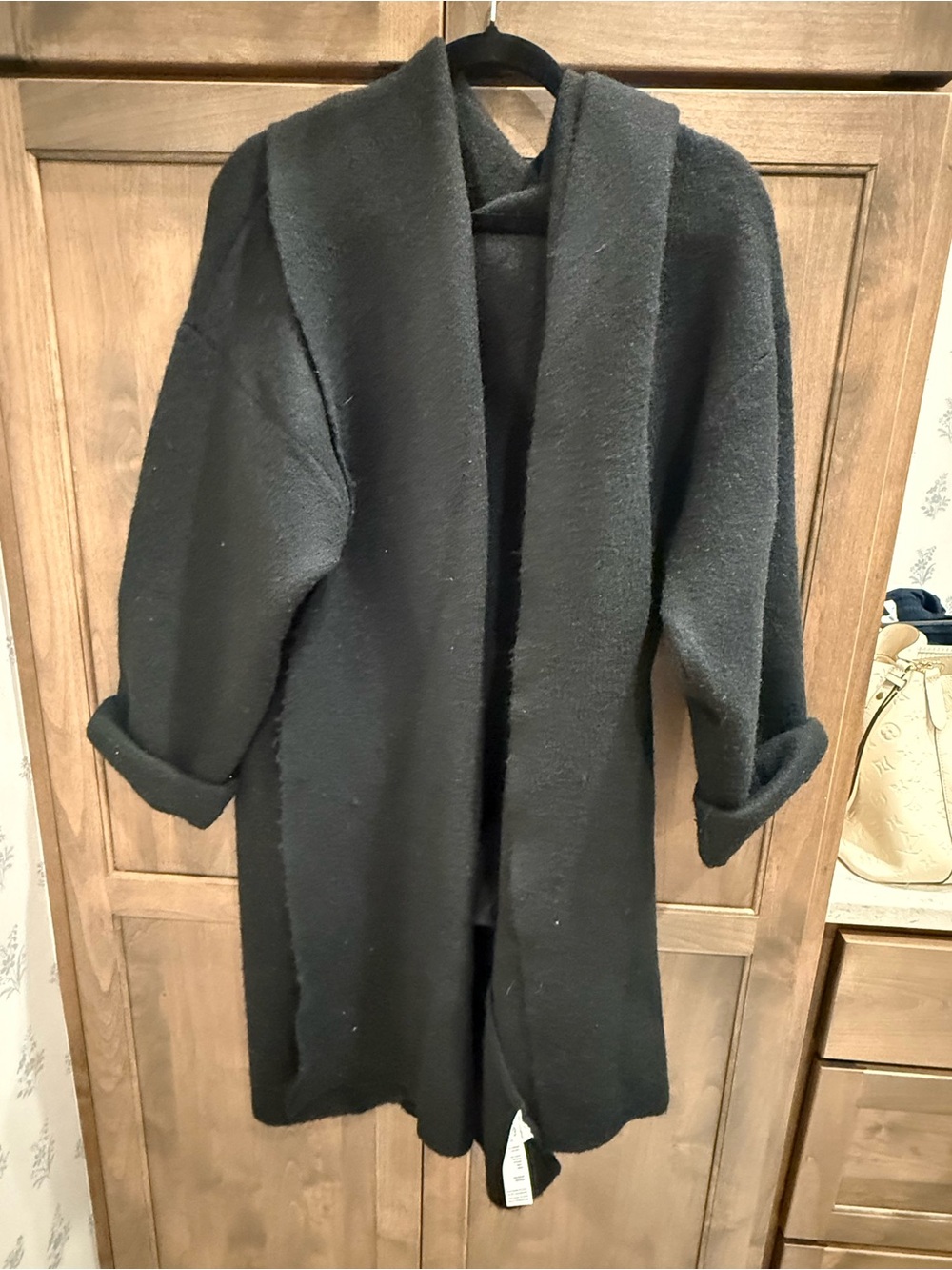 Black Women's Open-Front sweater Coat